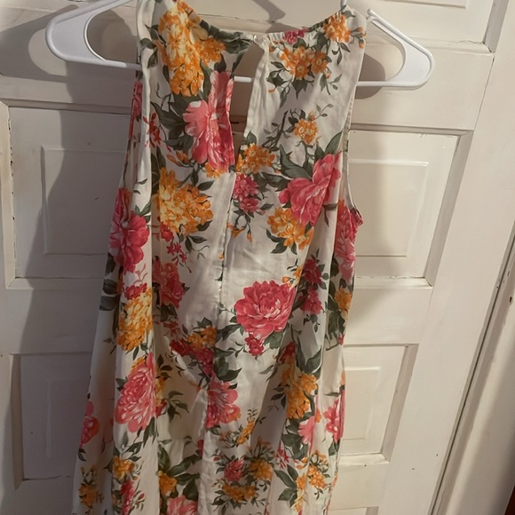 Not see Thur very nice summer dress great condition!! - Picture 5 of 5